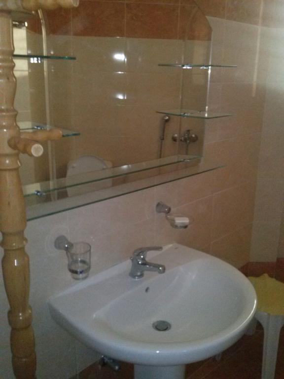 Hotel Tainaro Loutra Edipsou (Evia) Quarto foto